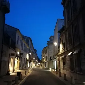 Appartement Centre Avec Terrasse, Avignon
